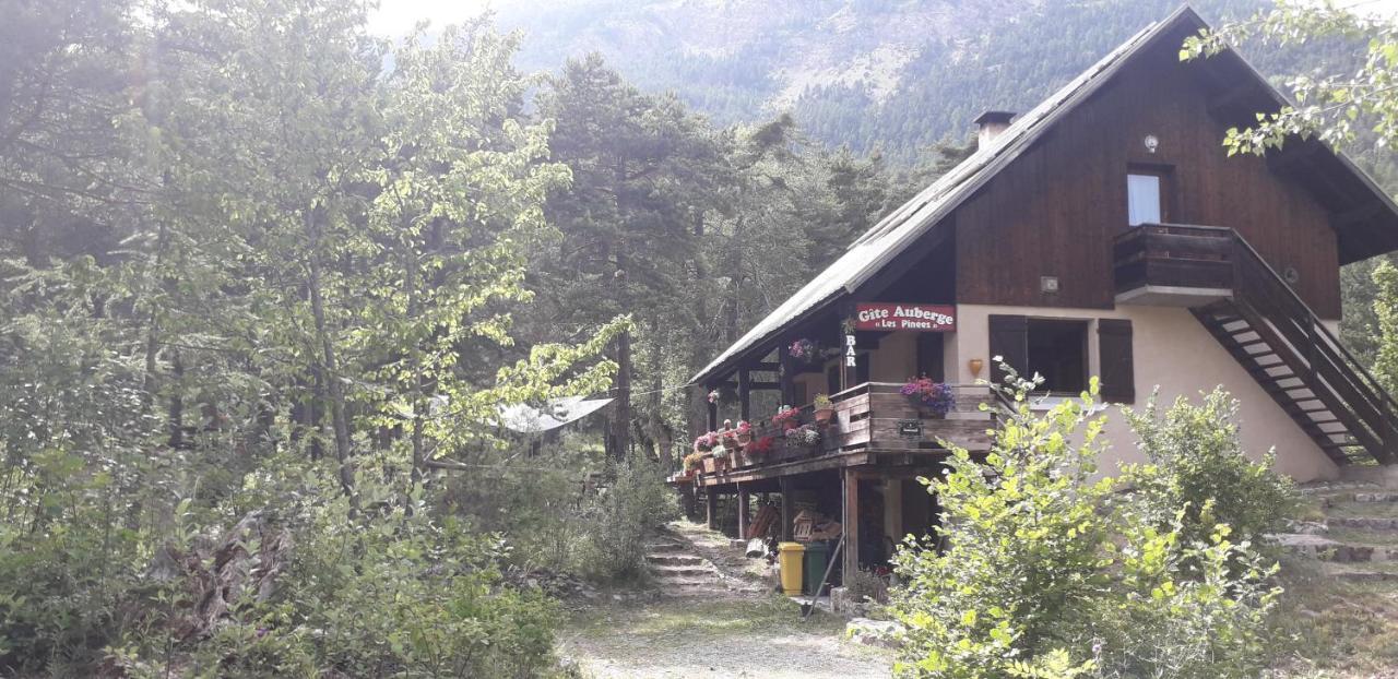 Les Pinees Hotel Chateauroux-les-Alpes Exterior foto